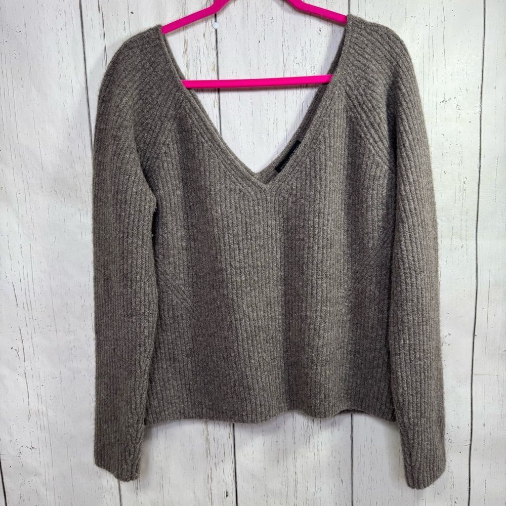 Banana Republic Wool Yak Blend Deep V Neck Sweater Womens XL Soft Ribbed Knit